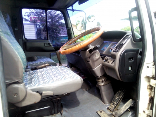 6 ล้อกลาง  *Euro.2*  HINO  สมอทอง  FC4J 150 แรงม้า+Turbo+Inter  *ยาว 5.50 ม.* รถสวยจริง *รถห้างแท้* สภาพพร้อมใช้งาน * มีเล่มพร้อม