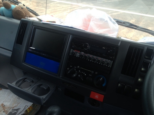 ขายดาวน์ 6 ล้อ150 แรง ปี55