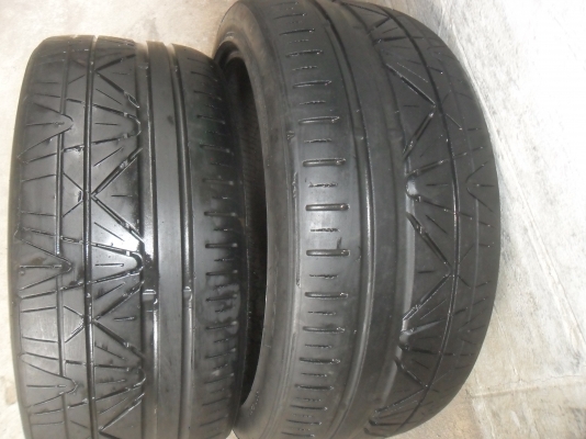 ยาง NITTO 235/40ZR18 ปี10 สวยๆ 1 คู่ ราคา 2000 บาท