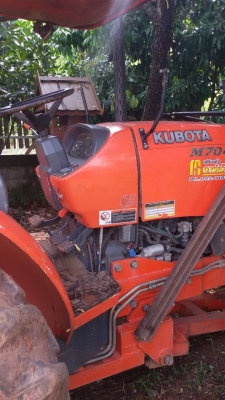 KUBOTA M7040 ห้างแท้ปี 55 งวดรายปีเหลือ 5 งวด ๆ ละแสน ใช้งาน1พันก่าชั่วโมง หาง3 กะใบดัน เปลี่ยนสัญญาได้เลยครับ