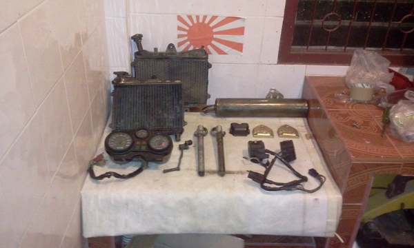 อะไหล่แท้มือ2 kawasaki 150cc.