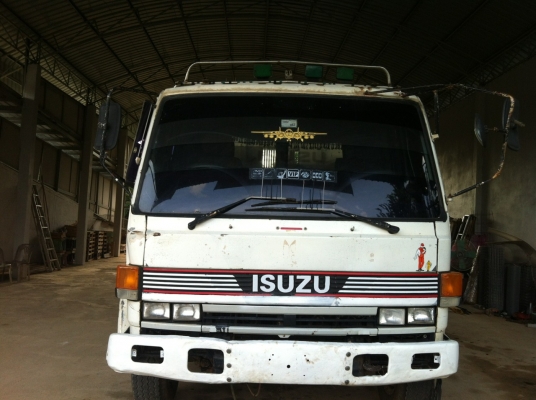 ISUZU FTR