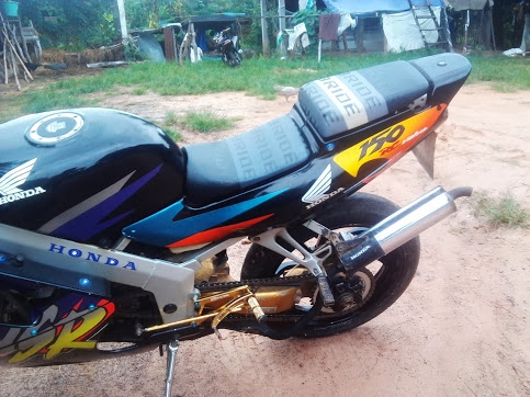 ขาย HONDA NSR เอ็นโปรอาม์ร สวยๆ ราคา 9500 บาท สนใจ 082-7351609