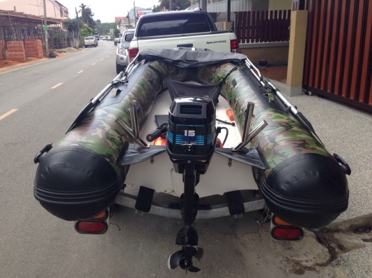 เพื่อนฝากขายเรือยางท้องไฟเบอร์330เครื่อง15แรง..(ขายแล้ว ส่งไปนครศรีแล้วครับ)