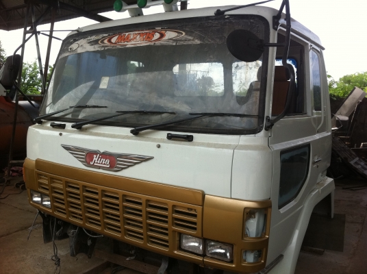 หัว HINO สภาพพร้อมใช้ ทำสีเก็บงานแล้ว ราคาต่อรอง