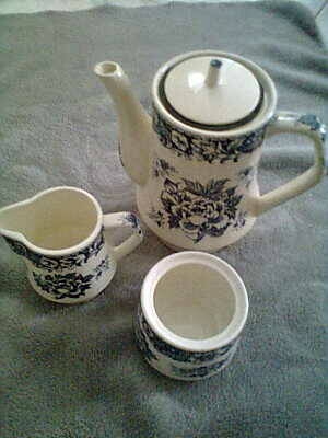 ชุดกากระเบื้อง งานเก่า