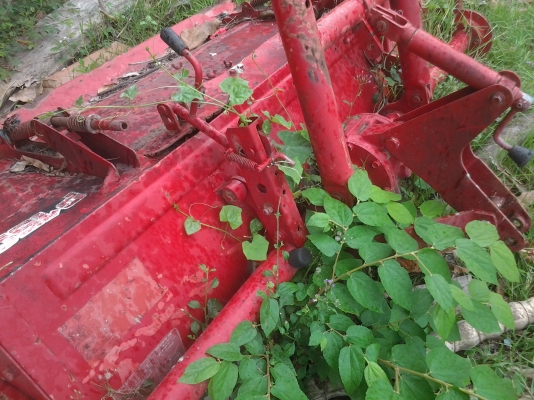 ขายตามสภาพโรต้ารีความยาว1.60ติดกับรถไถคูโบต้าลดเหลือ7500บาท ขายตามสภาพโรต้ารีความยาว1.60ติดกับรถไถคูโบต้าลดเหลือ7500บาท