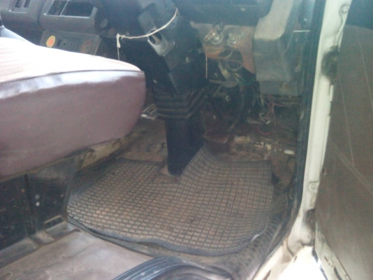 ขาย 6 ล้อเทรลเลอร์ อิซุชูร็อคกี้ 160 แรง ปี 36 รุ่น FKR11H 6BD1 ขาย 6 ล้อเทรลเลอร์ อิซุชูร็อคกี้ 160 แรง ปี 36 รุ่น FKR11H 6BD1