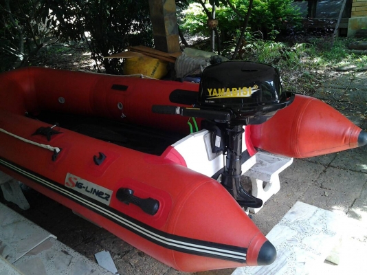 ขายเรือยางพร้อมเครื่อง yamabisi 5.แรง4จังหวะ
