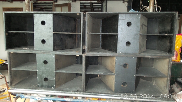 ขายตู้ลำโพงพร้อมดอก18นึ้ว รวม 4  ใบใช้ได้เลยครับ