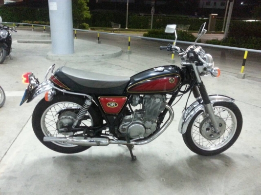ขายครับ sr400. โอนนอก  ปี99. เลขเต็ม เดิมๆ เครื่องดีมากครับ ระบบไฟครบ