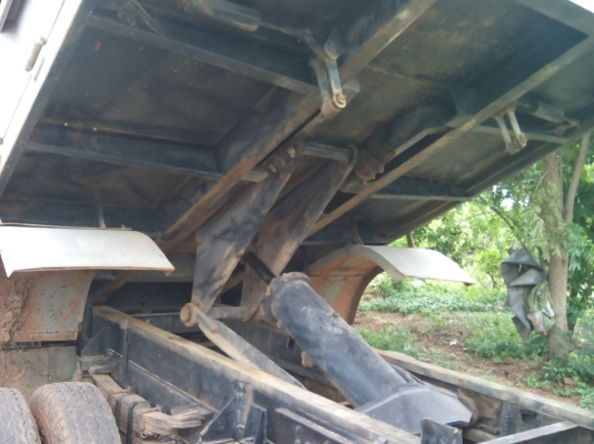 ขาย 6 ล้อดัมพ์หัวยาว อิซุชู เครื่อง 120 แรงมีสโล