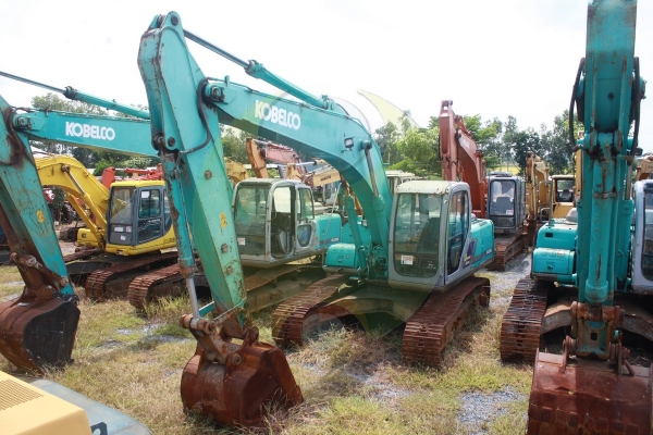 ด่วน!! รถขุด Kobelco SK210 ราคาถูกๆ
