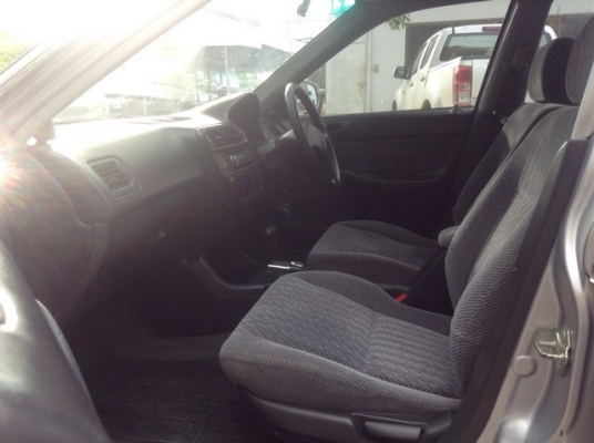 ขายรถเก๋ง 1 คันครับ