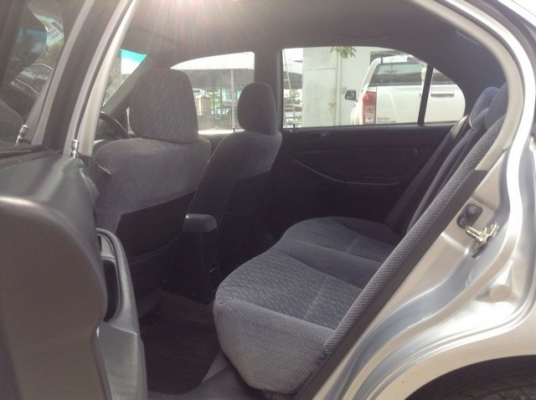 ขายรถเก๋ง 1 คันครับ