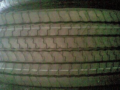 ยางรถบรรทุก11R22.5 XTE2 ยางมิชลิน ราคา 9700 บาท ยางใหม่