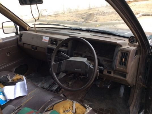 ขายบิ๊กเอ็มตอนเดียวปี88 เครื่องโตโยต้า 4S 2.0 หัวฉีด เกียร์ออโต้ ติดแก๊ส LPG เพาเวอร์  เบาะหนัง มีขาด แอร์เติมน้ำยา  ตัวถังบางเดิม สีซีด ลอนกระบะมีผุบ้าง คานหน้าเดิม ฝากระโปรงเดิม คัสซีไม่ผุ ขับได้เลยครับ