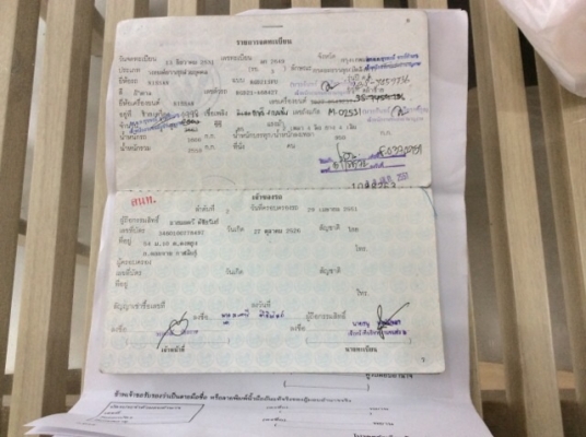 ขายบิ๊กเอ็มตอนเดียวปี88 เครื่องโตโยต้า 4S 2.0 หัวฉีด เกียร์ออโต้ ติดแก๊ส LPG เพาเวอร์  เบาะหนัง มีขาด แอร์เติมน้ำยา  ตัวถังบางเดิม สีซีด ลอนกระบะมีผุบ้าง คานหน้าเดิม ฝากระโปรงเดิม คัสซีไม่ผุ ขับได้เลยครับ