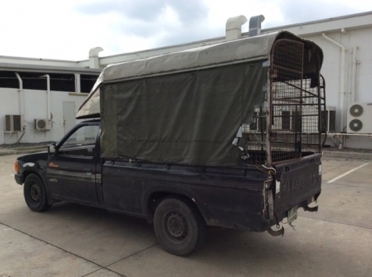 ขายบิ๊กเอ็มตอนเดียวปี88 เครื่องโตโยต้า 4S 2.0 หัวฉีด เกียร์ออโต้ ติดแก๊ส LPG เพาเวอร์  เบาะหนัง มีขาด แอร์เติมน้ำยา  ตัวถังบางเดิม สีซีด ลอนกระบะมีผุบ้าง คานหน้าเดิม ฝากระโปรงเดิม คัสซีไม่ผุ ขับได้เลยครับ