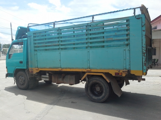 6 ล้อ ดั้ม พร้อมใช้ งานทะเบียนพร้อม 115 hp ต่อรองได้คับ