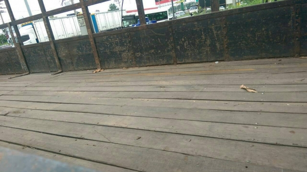 รถหกล้อกะบะคาร์โก้ต่อคอกสูง ISUZU FTR11L เครื่อง 160 แรง (รถห้างครับ)