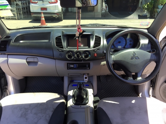 ขายรถกระบะ MITSUBISHI รุ่น TRITON 2.5 MEGA CAB ปี05 ขายรถกระบะ MITSUBISHI รุ่น TRITON 2.5 MEGA CAB ปี05