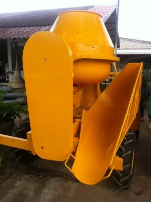 ขาย รถโม่ผสมปูน ลูกข่าง