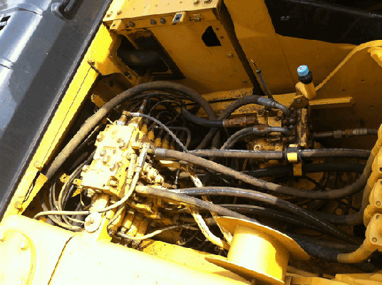 ขายรถแมคโค KOMATSU PC200-8 ไฟฟ้าเต็มเอกสารพร้อม ขายรถแมคโค KOMATSU PC200-8 ไฟฟ้าเต็มเอกสารพร้อม