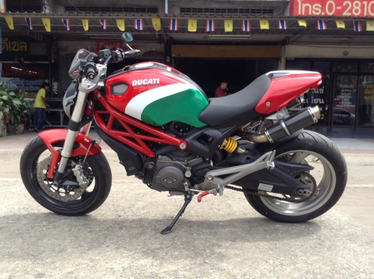 ธารนนทบุรี//ขาย ducati monster 795 สวยๆซักคันครับ เครื่องสมบูรณ์ท๊อกมาตามมือ ระบบไฟสมบูรณทุกจุด เอกสารทะเบียนแท้พร้อมชุดโอนครับ ธารนนทบุรี//ขาย ducati monster 795 สวยๆซักคันครับ เครื่องสมบูรณ์ท๊อกมาตามมือ ระบบไฟสมบูรณทุกจุด เอกสารทะเบียนแท้พร้อมชุดโอนครับ