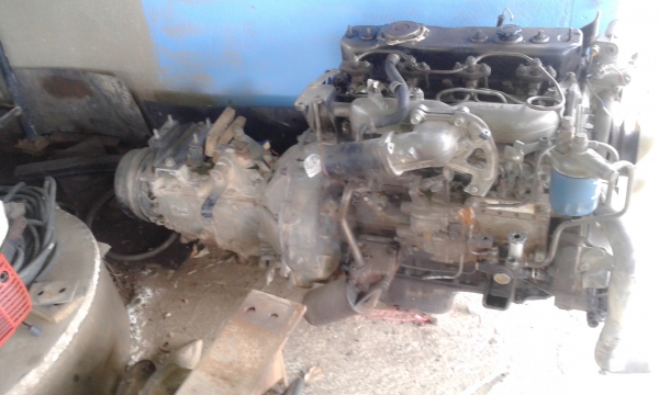 เครื่องหกล้อ isuzu115(พร้อมเกีย) เครื่องหกล้อ isuzu115(พร้อมเกีย)