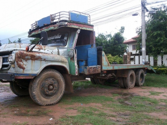 ขายรถสิบล้อ 1 เพลา มีเล่มทะเบียน เฟื่องท้าย MITSU  เครื่อง 185