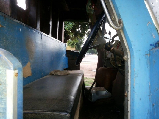 ขายรถสิบล้อ 1 เพลา มีเล่มทะเบียน เฟื่องท้าย MITSU  เครื่อง 185