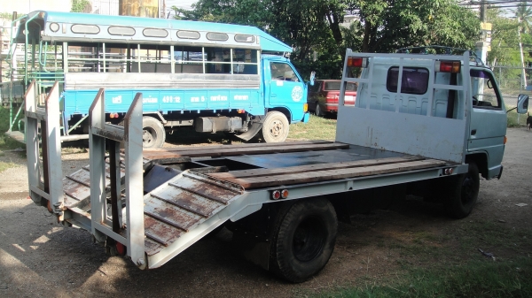 ISUZU NKR เทรลเลอร์บรรทุกแม็คโค เครื่อง4BE1(110แรง)เพาเวอร์ รถสวยมาก ดาวน์65000ผ่อน5900/48เดือน