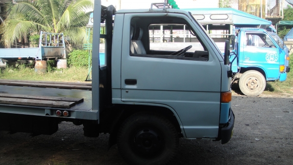 ISUZU NKR เทรลเลอร์บรรทุกแม็คโค เครื่อง4BE1(110แรง)เพาเวอร์ รถสวยมาก ดาวน์65000ผ่อน5900/48เดือน