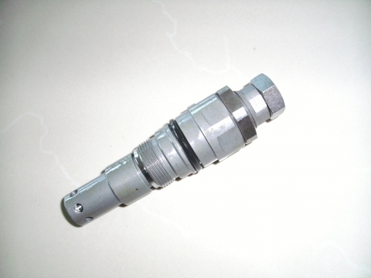ขายMAIN VALVE รถแบคโฮ  KOBELCO  120-200 KOMATSU และยื่ห้ออื่นๆ