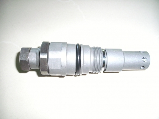 ขายMAIN VALVE รถแบคโฮ  KOBELCO  120-200 KOMATSU และยื่ห้ออื่นๆ