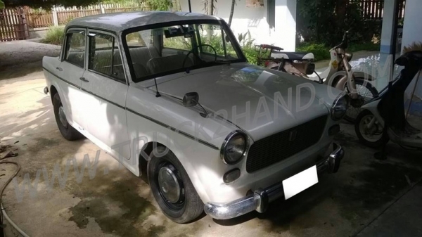 รถโบราณ ยี่ห้อ FIAT เอกสารพร้อมโอน มีเล่มทะเบียน