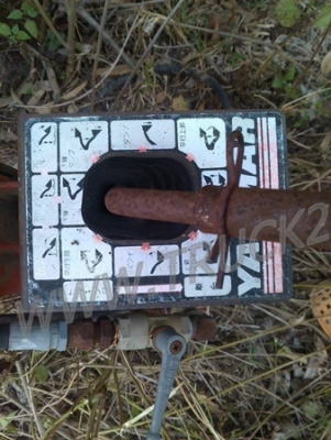 ชุดบุ้งกี๋ยกของยันมาร์ 53 แรง ยกสูงได้ประมาณ 2.5 เมตร ชุดบุ้งกี๋ยกของยันมาร์ 53 แรง ยกสูงได้ประมาณ 2.5 เมตร