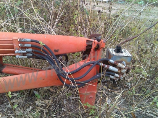 ชุดบุ้งกี๋ยกของยันมาร์ 53 แรง ยกสูงได้ประมาณ 2.5 เมตร ชุดบุ้งกี๋ยกของยันมาร์ 53 แรง ยกสูงได้ประมาณ 2.5 เมตร