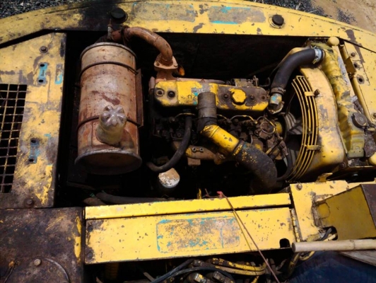 **530,000 บ.ต่อรอง**ขายแบคโฮ KOBELCO MARK3 SK100 เครื่องเดิมปั้มเดิม ไฟฟ้าตัด เครื่องดี แน่นดี ปั้มดี ทำงานดี เร็วดี บูมอาร์มไม่สวย มีปะ เอวดีแน่นดี ช่วงล่าง70\% โซ่ดี แทร็กพอใช้ ครบ เฟรมดีไม่ผุ โรลเลอร์ดี สป็อคเก็ตยังได้ บุ้งกี๋พอใช้ มีผุ บอดี้เดิม สีสันเ