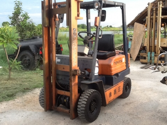 รถยกToyota รุ่น5 สภาพดีมากๆหายาก สวยจริงหาอยู่ไม่ผิดหวัง