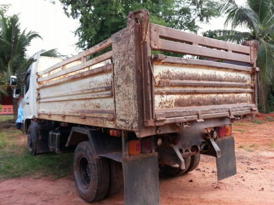 รถฮีโน่ 6 ล้อดั้ม FC4J 170 แรงม้า. ปี 49 ( รถวิ่ง 25x,xxx กม. ) สนใจติดต่อ 081 - 6079515 รถฮีโน่ 6 ล้อดั้ม FC4J 170 แรงม้า. ปี 49 ( รถวิ่ง 25x,xxx กม. ) สนใจติดต่อ 081 - 6079515