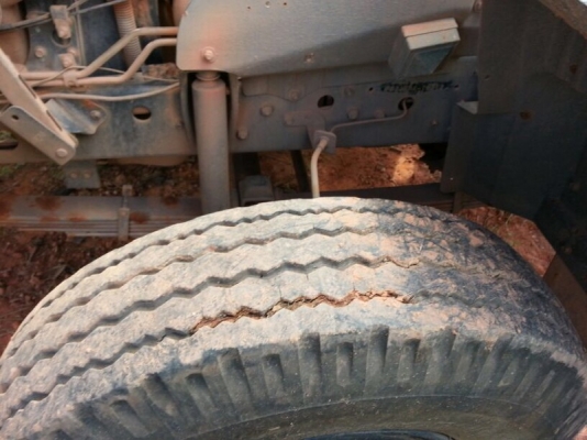 รถฮีโน่ 6 ล้อดั้ม FC4J 170 แรงม้า. ปี 49 ( รถวิ่ง 25x,xxx กม. ) สนใจติดต่อ 081 - 6079515 รถฮีโน่ 6 ล้อดั้ม FC4J 170 แรงม้า. ปี 49 ( รถวิ่ง 25x,xxx กม. ) สนใจติดต่อ 081 - 6079515