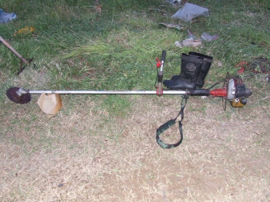 ขายเครื่องตัดหญ้าของ  japan สตาทติดง่ายมาก อุปกรทน  ทานไม่เสียงาย