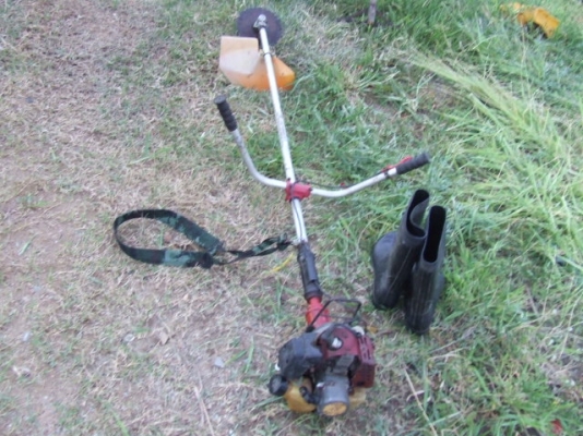 ขายเครื่องตัดหญ้าของ  japan สตาทติดง่ายมาก อุปกรทน  ทานไม่เสียงาย