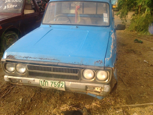 ขายรถ คาสสิก  มาสด้าโปรซิก   พร้อมทะเบียน  สนใจ0871684611