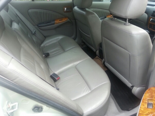 ซันนี 02 ท็อป ABS AIRBAG ออโต้ รถมือเดียว