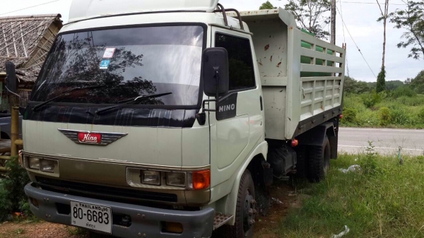 6ล้อดั้มHINO