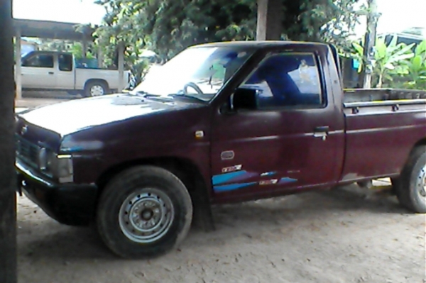 nissanbig-m-bd25แดงละเอียด