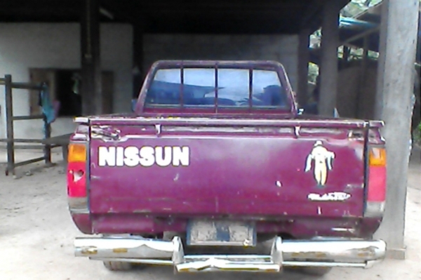 nissanbig-m-bd25แดงละเอียด